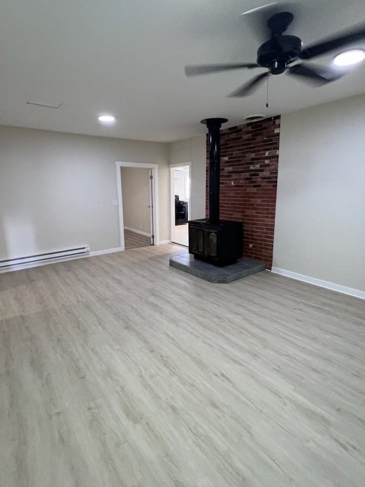 720 E Main House - Photo 7 of 17