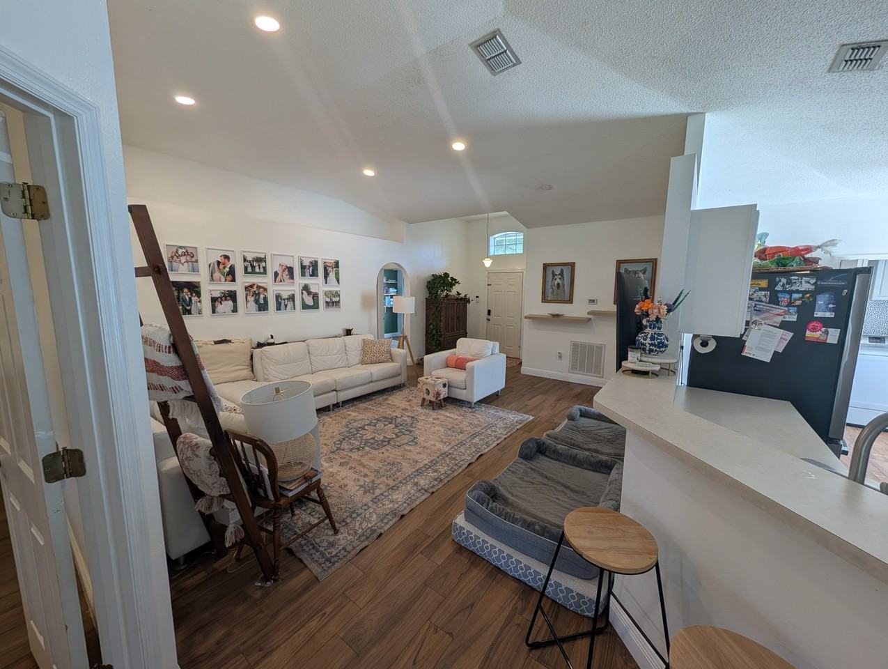 24927 Hyde Park Blvd - Photo 3 of 29
