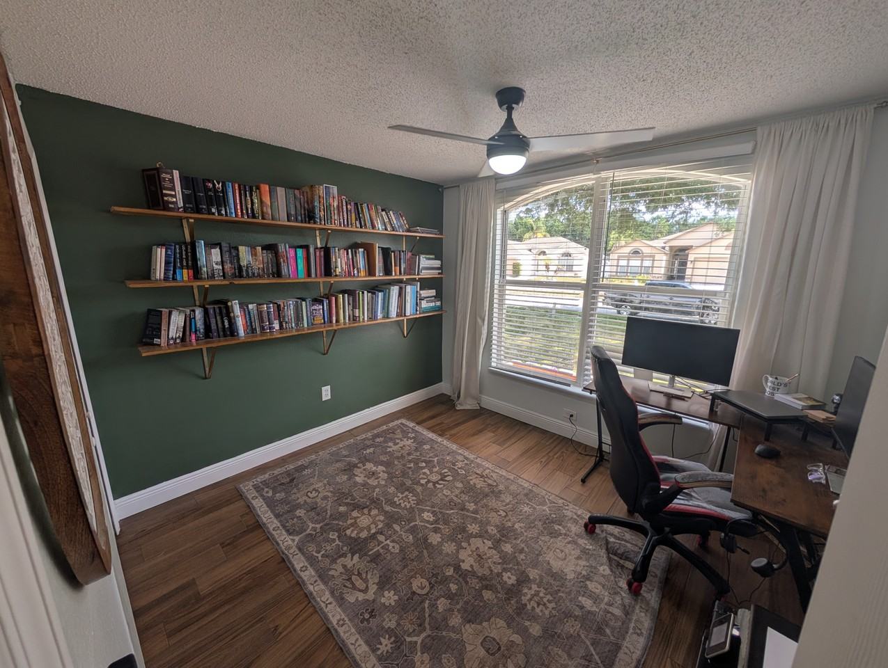 24927 Hyde Park Blvd - Photo 5 of 29