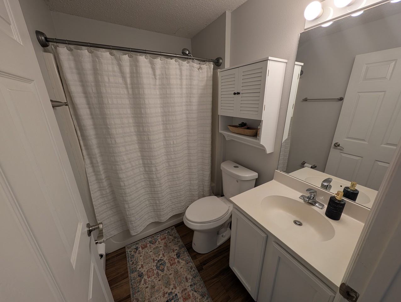 24927 Hyde Park Blvd - Photo 7 of 29