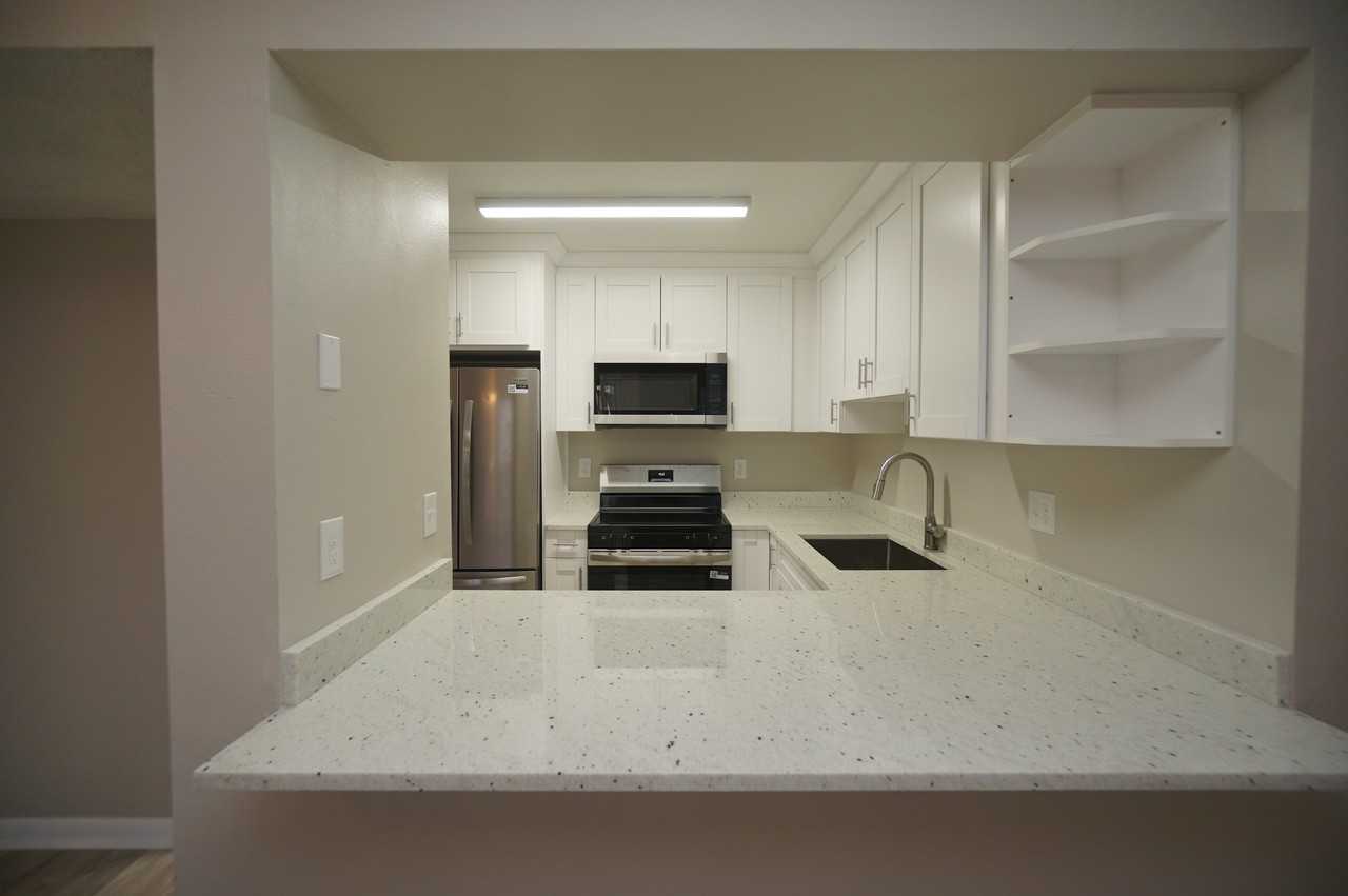 603 S Melville Ave #1 - Photo 5 of 15