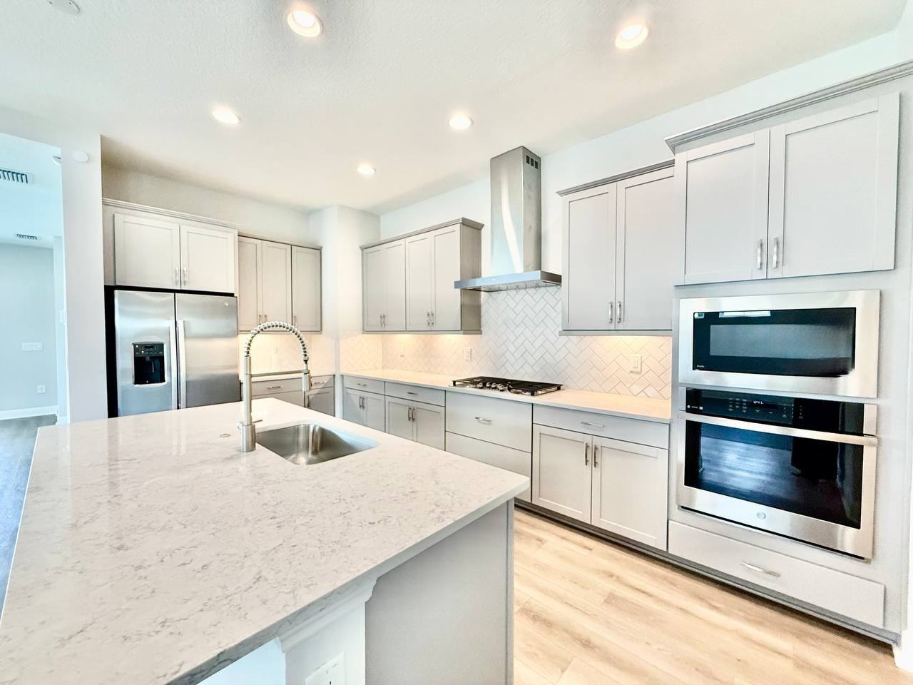 35609 Stableton Ln - Photo 5 of 50