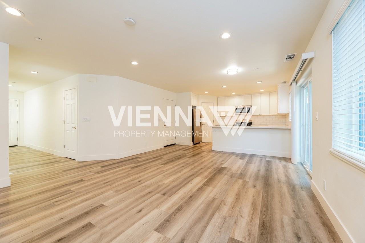 4826 Morgera Ln - Photo 3 of 25