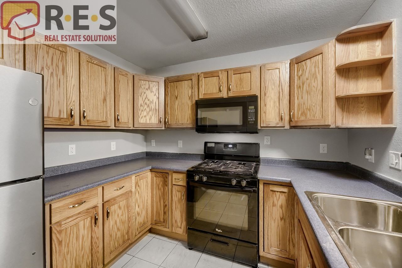 2155 W Baltic Pl - Photo 2 of 17