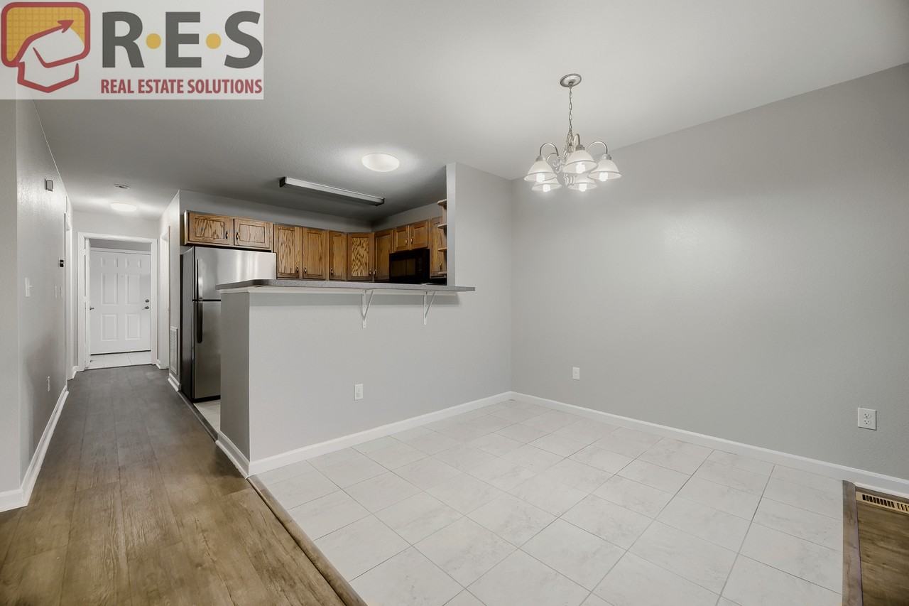2155 W Baltic Pl - Photo 5 of 17