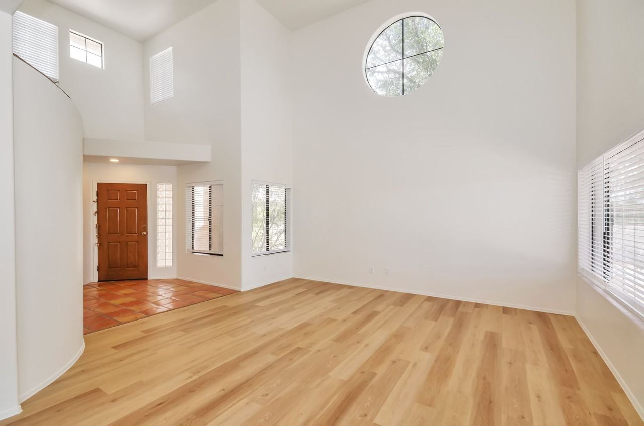 1150 W Masters Cir - Photo 7 of 40