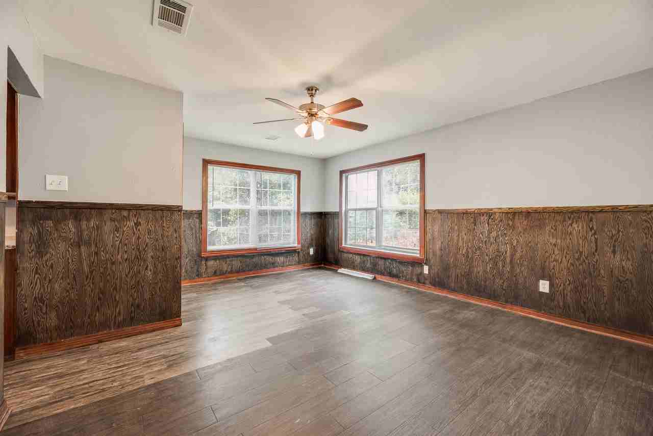 6617 Greenlee St - Photo 4 of 20