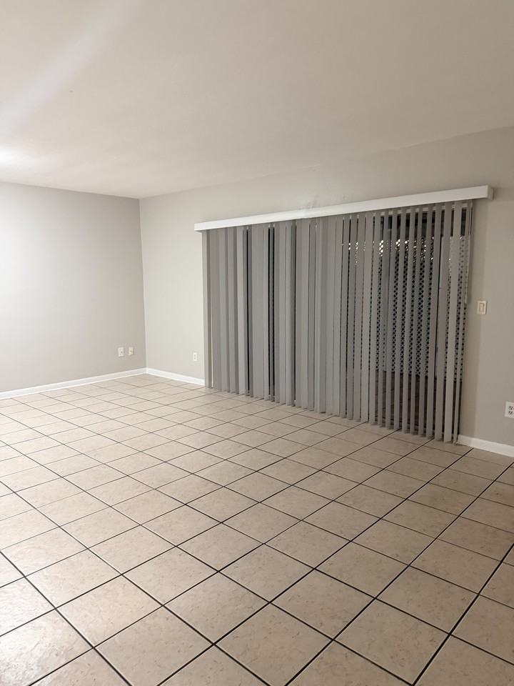 1233 Newhope Rd - Photo 2 of 8