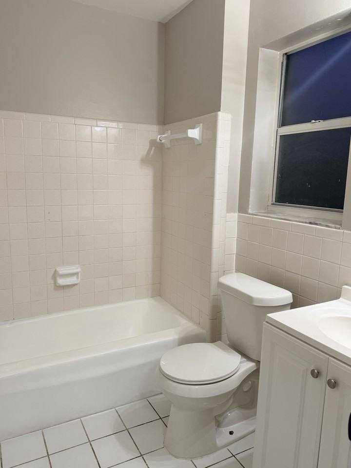 1233 Newhope Rd - Photo 6 of 8