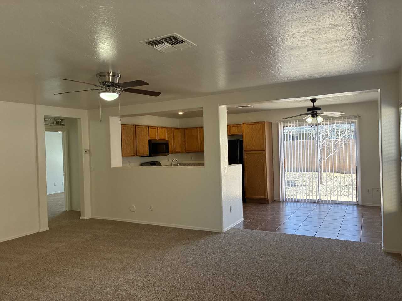 6027 W Encinas Ln - Photo 4 of 36