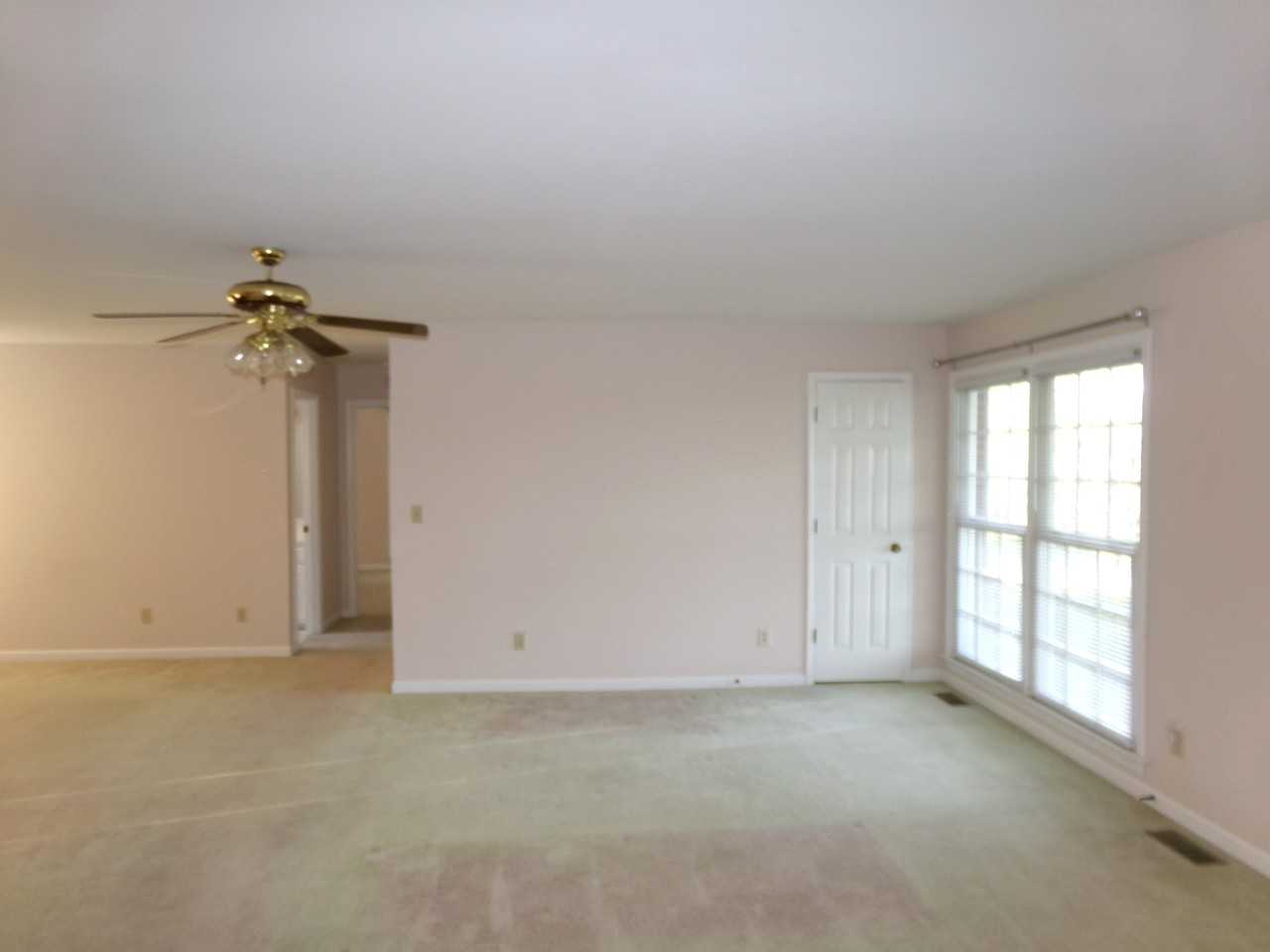 34838 Ellen Rd - Photo 2 of 22