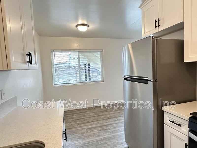 1616 Reed Ave - Photo 4 of 13