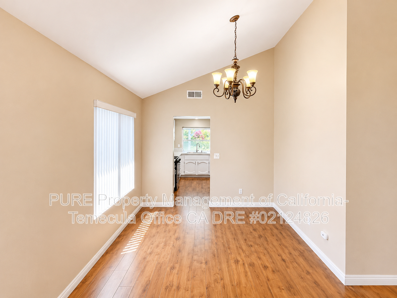 25543 Woodside Cir - Photo 3 of 17
