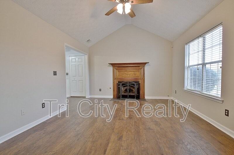 350 Cobbler Dr - Photo 7 of 50