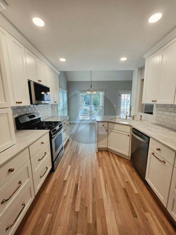 3615 Edenbourgh Pl - Photo 7 of 48