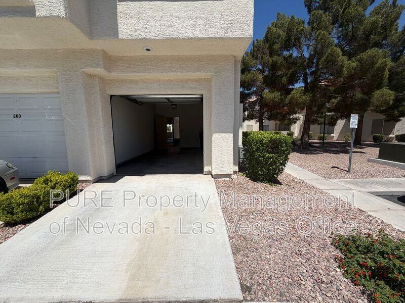 7230 Indian Creek Ln #104 - Photo 4 of 44