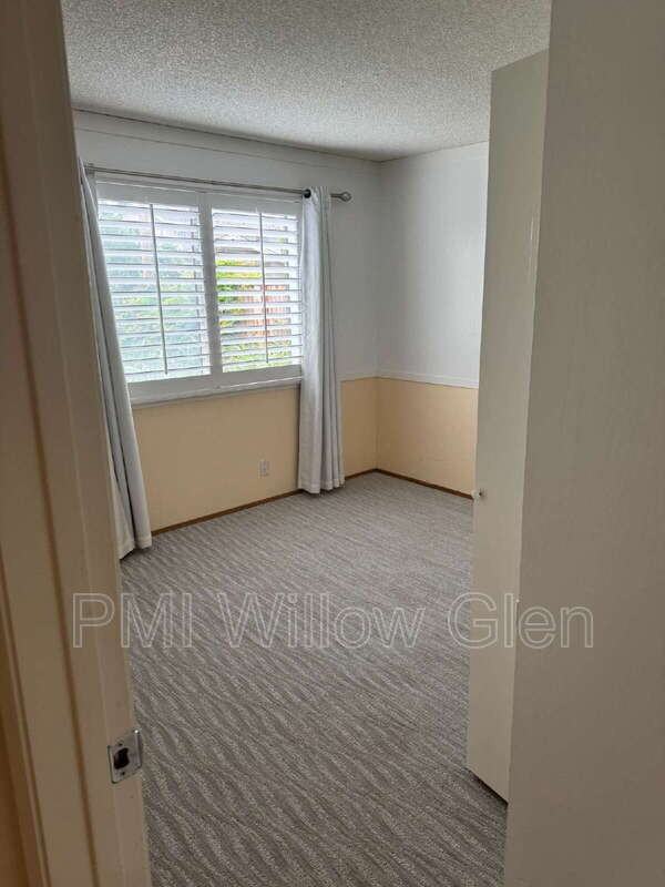 140 Belwood Ct - Photo 4 of 25