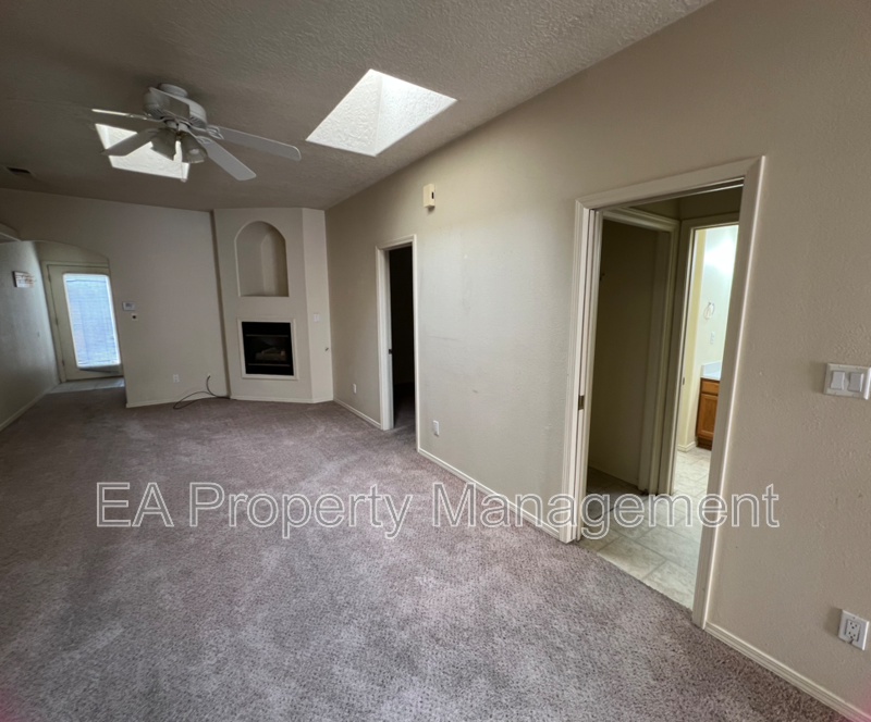 10316 Gutierrez Rd Ne - Photo 2 of 22