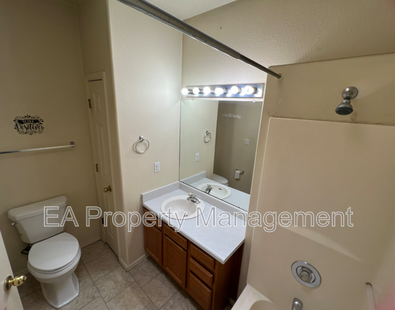 10316 Gutierrez Rd Ne - Photo 4 of 22