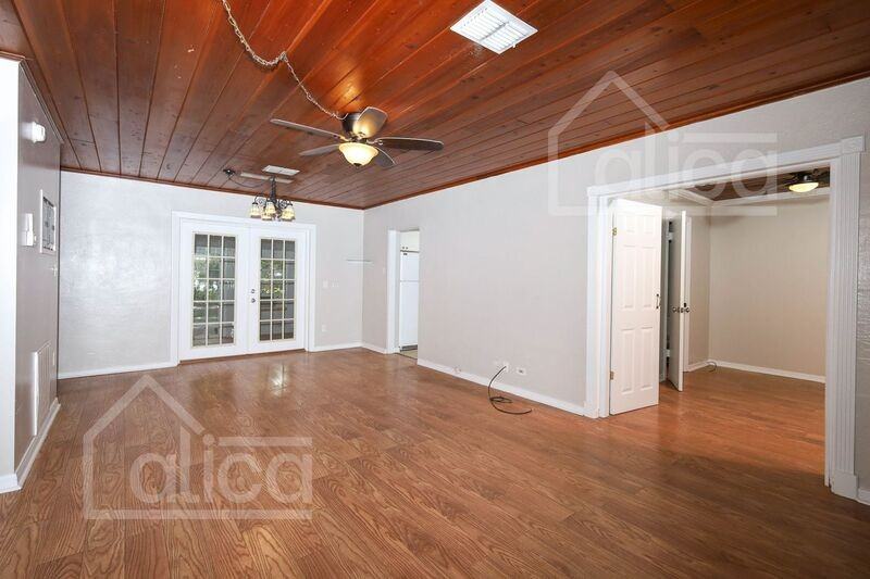 2015 Jefferson Ave - Photo 5 of 37