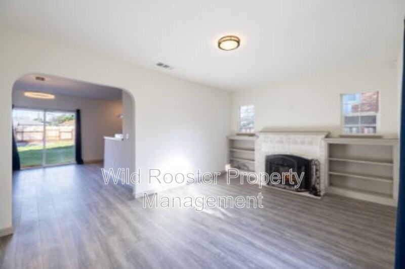 3740 Jeffrey Ave - Photo 5 of 27