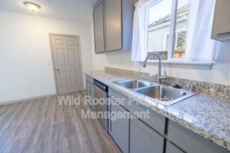 3740 Jeffrey Ave - Photo 7 of 27