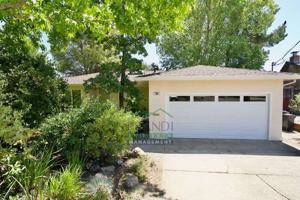 featured image of 868 Las Pavadas Ave
