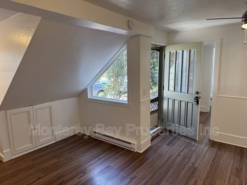 202 Cherry Ave #4 - Photo 5 of 11