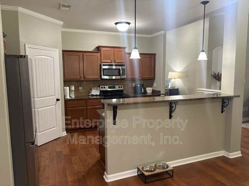 6153 Lubiani Valley Dr - Photo 7 of 33