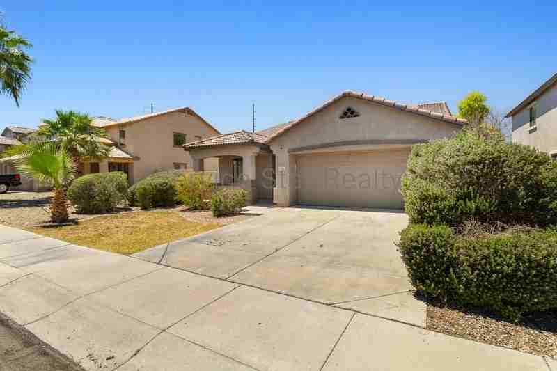 7718 S 48th Ln - Photo 2 of 24