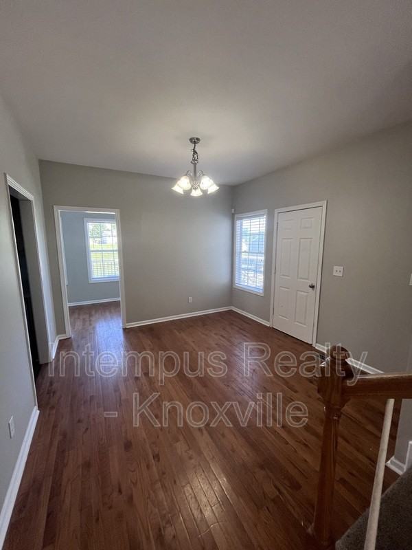 413 Bowers Park Cir - Photo 5 of 19