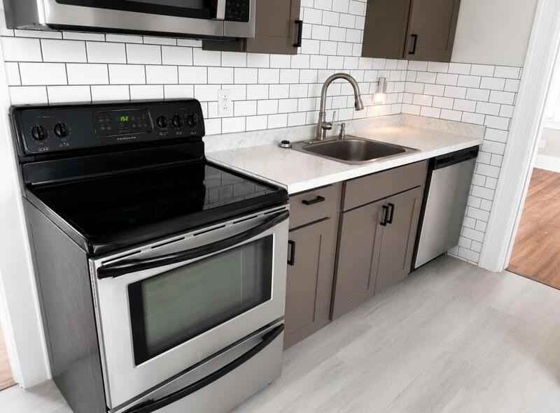 145 Macbeth St - Photo 4 of 7