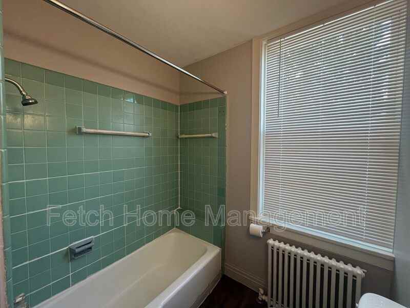 234 N Lime St #5 - Photo 3 of 12