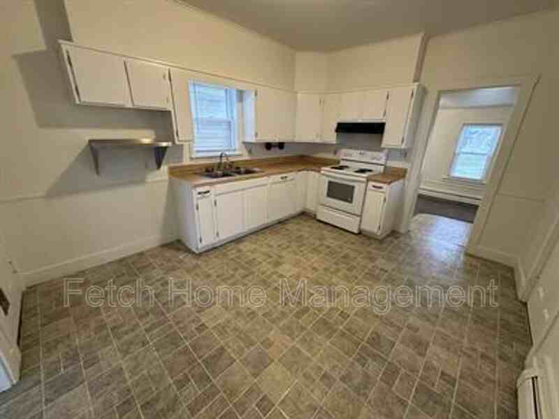 362 W Main St - Photo 3 of 31