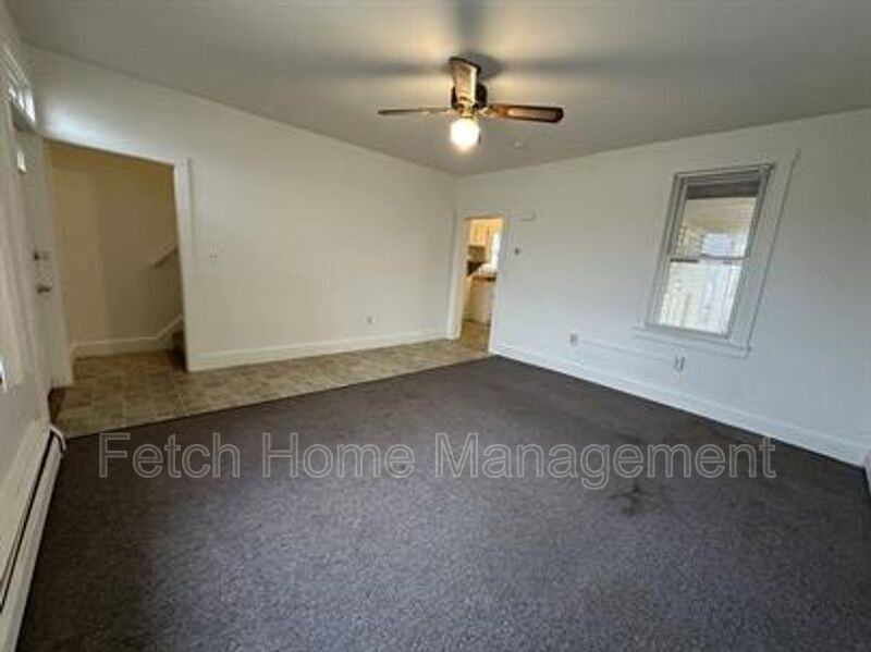 362 W Main St - Photo 6 of 31
