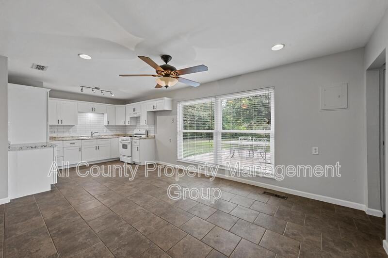6209 Shadydell Dr - Photo 4 of 20