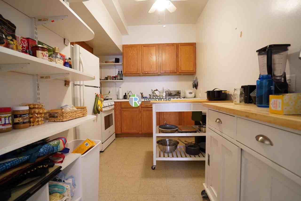 128 Fuller St #5 - Photo 5 of 18