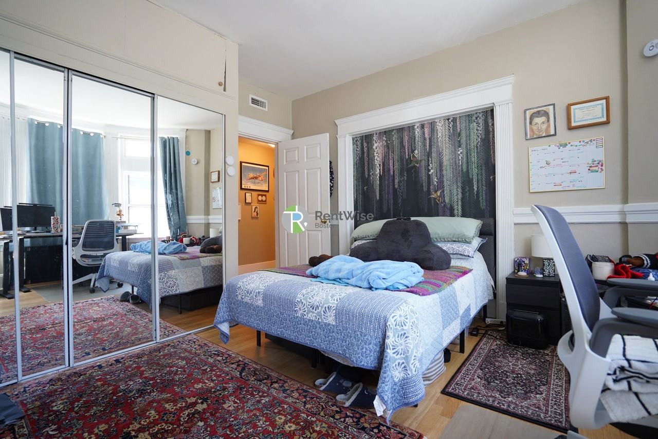 11 Vernon St #1 - Photo 6 of 21