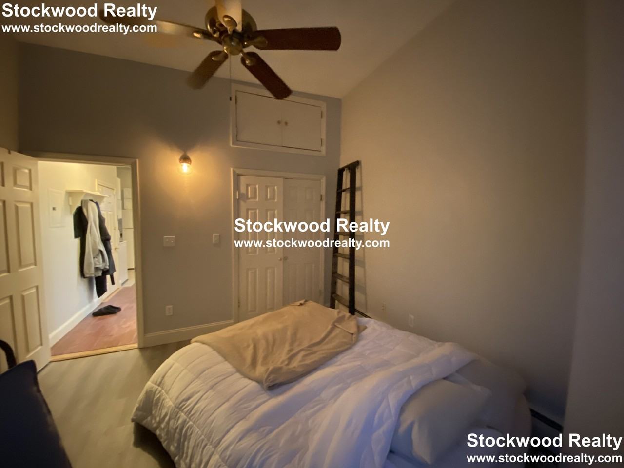 96 Marcella St #B - Photo 5 of 11
