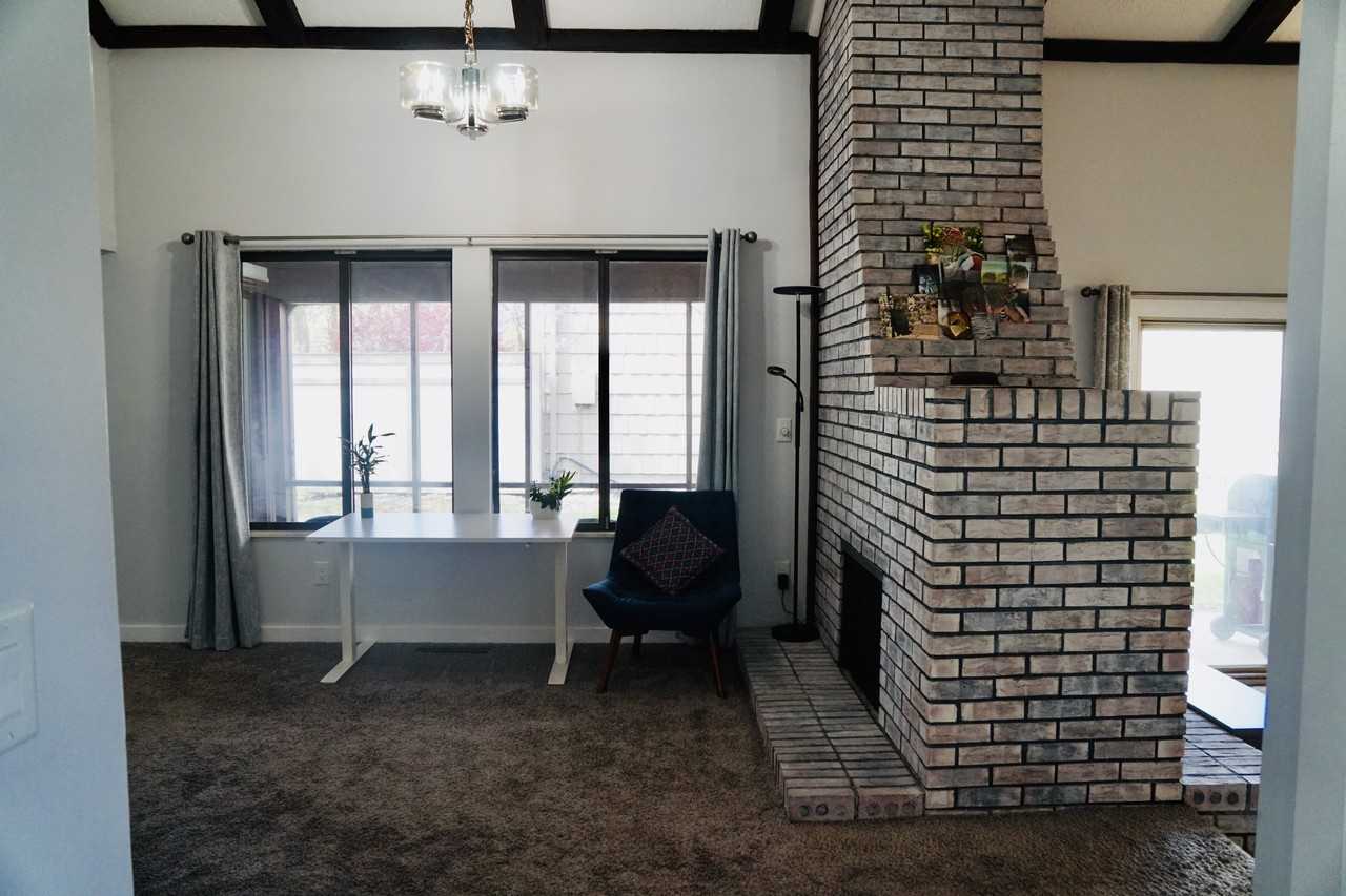 1303 Kingsridge Ct #NA - Photo 3 of 20