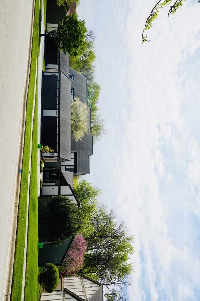 1303 Kingsridge Ct #NA - Photo 6 of 20