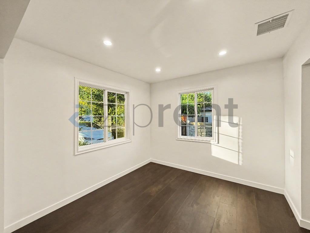 600 Hazel St - Photo 6 of 24