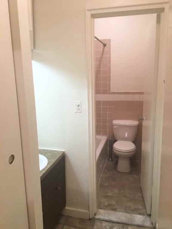 1555 2nd Ave #4R - Photo 6 of 6