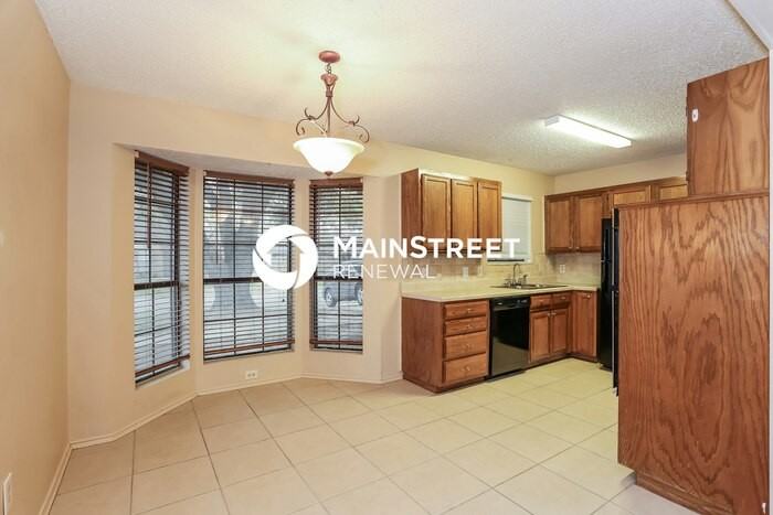 5300 Stagetrail Dr - Photo 5 of 16