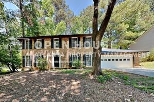 featured image of 9880 Lake Forest Way