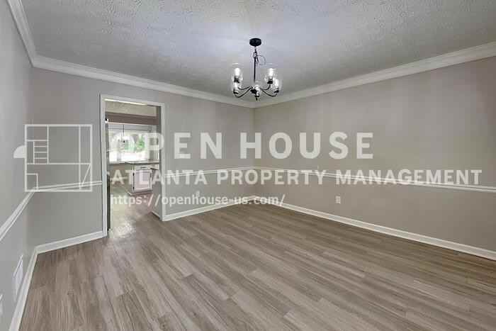 9880 Lake Forest Way - Photo 6 of 21