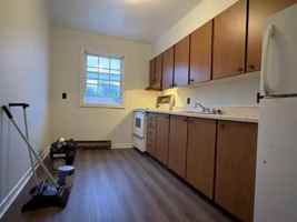 featured image of 36 Thom St #6