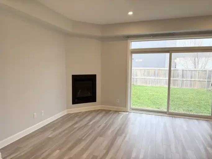 933 Stonewalk Dr - Photo 5 of 20