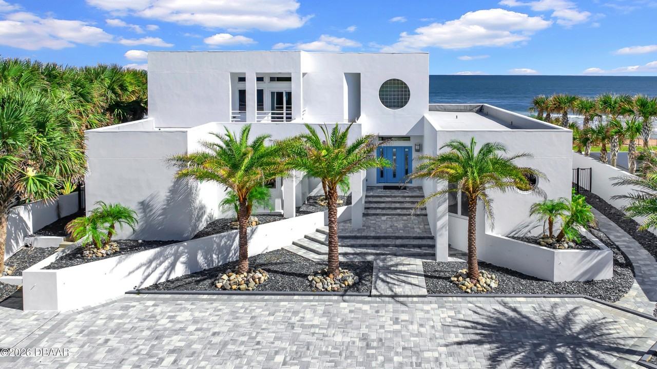 435 Ocean Shore Blvd - Photo 7 of 50