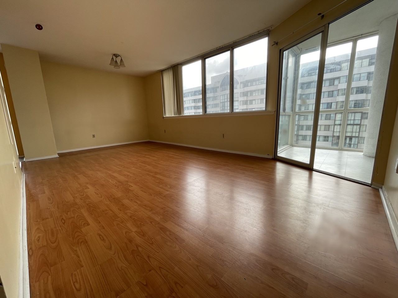 10 Markbrook Lane - Photo 2 of 10